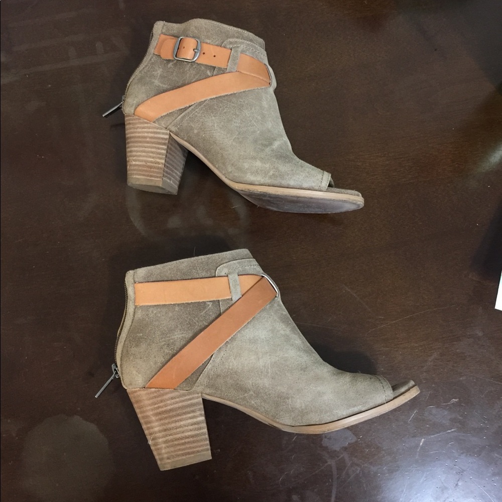 Lucky brand boots